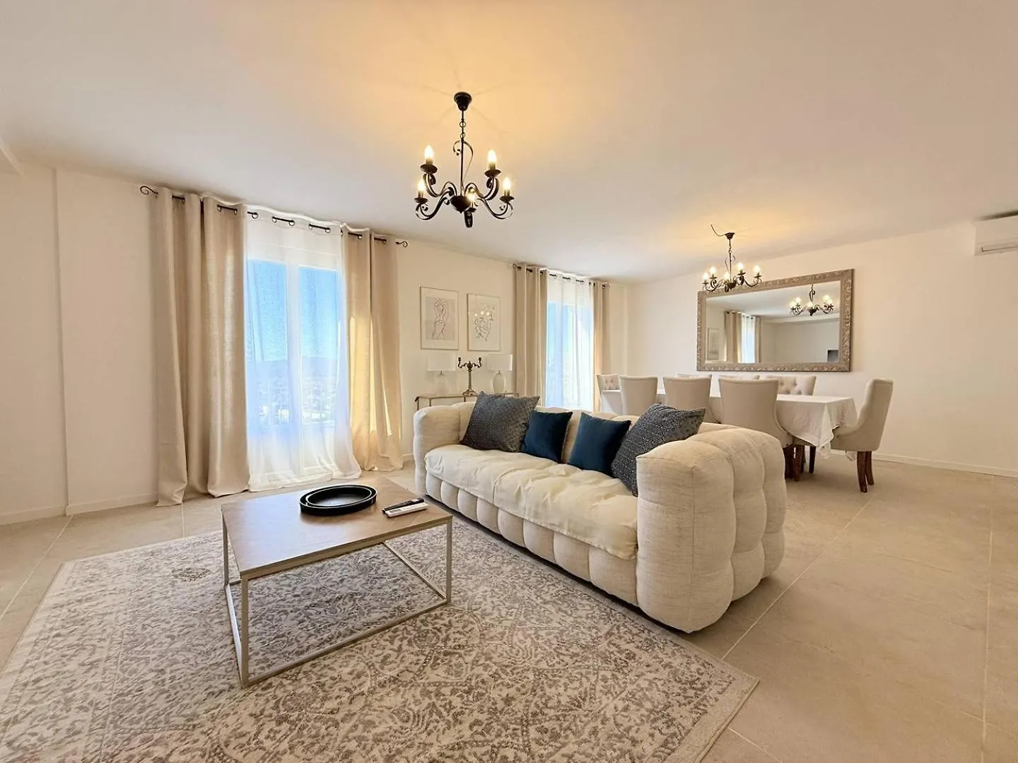 Magnifique Maison Avec Pisicne Ле-Лаванду